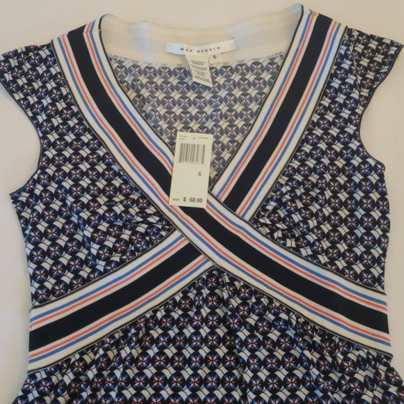 Max Studio Top - Picture 2 of 4